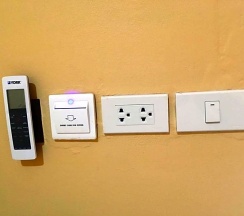 Кровать в общем номере с балконом в Zleep63 - Hostel