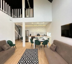 Коттедж рядом с пляжем в Yousinn Home