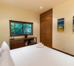 Вилла с 3 комнатами в Viola Pool Villa