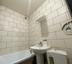 Номер студия в Марина