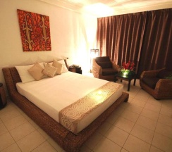 Двухместный номер Superior с балконом и с красивым видом из окна двуспальная кровать в The Melanesian Port Vila Hotel