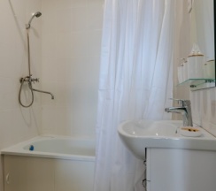 Двухкомнатный люкс с балконом в Вилла Чудачка