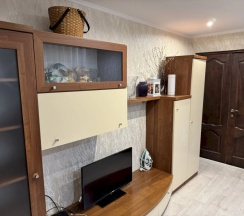 Апартаменты с 3 комнатами с красивым видом из окна в Как дома