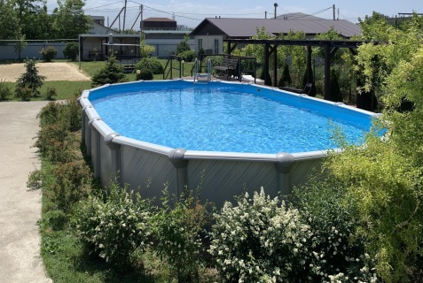 Кучугуры: Гостевой дом Азов Holiday