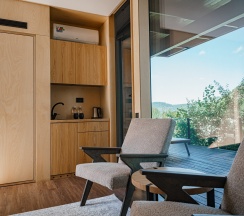 ДОМ РЕКА  (Дом у Катуни) в Катунь Dom Hotels