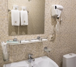 Стандартный семейный с балконом (без вида) в Karap palace hotel