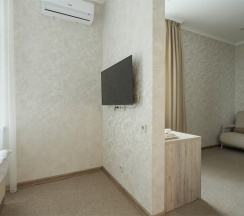 Супериор без балкона вид на парк в Кавказ