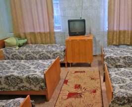 Кровать в 5-местном общем номере в Гостиный двор