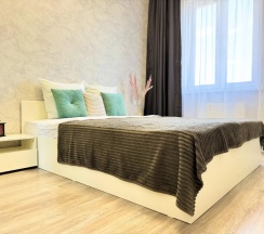 Апартаменты с балконом в Апартаменты Like Home на Земнухова 2