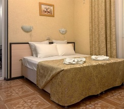 Семейный двухкомнатный с кухней в Уют