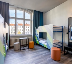 Кровать в общем номере в a&o Berlin Friedrichshain