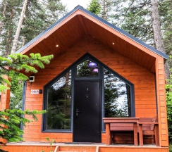 Шале 3. Четырехместный номер комфорт с видом на горы в Белый волк