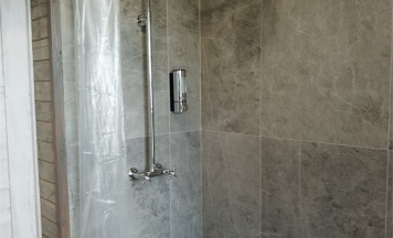 Номер в пляжном доме с террасой — третья линия в MillCreek Hotel&SPA