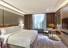 Двухместный люкс Executive 2 отдельные кровати в Hilton Sukhumvit Bangkok