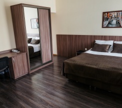 Полулюкс с балконом в Аристоль