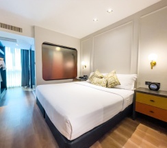 Полулюкс с 2 комнатами в A-One Bangkok Hotel