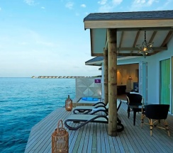 Двухместный люкс Overwater (двуспальная кровать) в Курорт Cinnamon Dhonveli Maldives