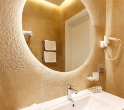 Люкс с 1 двуспальной кроватью в ITALYANSKAYA 29 Hotel