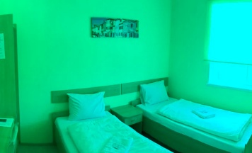 Трехместный номер с собственной ванной комнатой в Белый сад