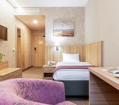 Одноместный номер в Harbor Club Hotel