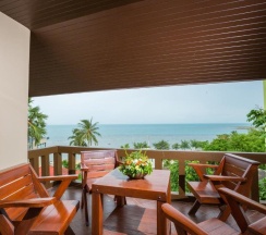 Семейный номер Deluxe в Отель Royal Beach Boutique Resort & Spa
