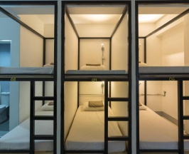 Кровать в общем номере в Mad Monkey Hostel Cebu City