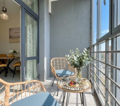 1-комнатные апартаменты, 42 м², 9 этаж в Четыре угла на Максима Горького 149