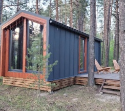 Двухместный коттедж двуспальная кровать в Vonavi Village