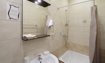 Двухместный номер Комфорт с двумя односпальными кроватями в Inn 6 line