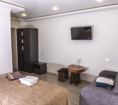 Четырёхместный номер Standard в Emerald