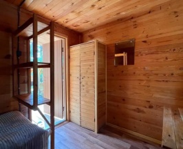 Трёхместное бунгало с красивым видом из окна в Рафт-премьер