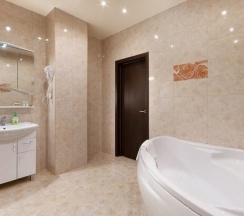 КОМФОРТ с ванной (в красных тонах). Старый номерной фонд в MaxxRoyal