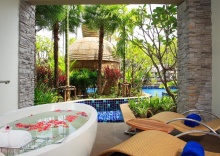 Moken Suite Pool Access в Отель Graceland Khaolak Beach Resort