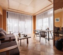 DELUXE SUITE выход на фурако в Sunrise Village
