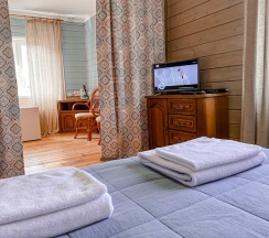 Серая Фабричная в River Villa