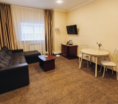 «Luxury» с двуспальной кроватью в Red River Hotel