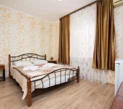 Трехместный номер "комфорт" в Hotel-st