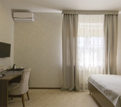 Полулюкс Делюкс (2 комнаты) в D hotel