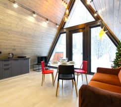 №6 A-Frame 50m2 с купелью (оснащение дома, стоимость купели и бани см. Подробнее) в Les holidays