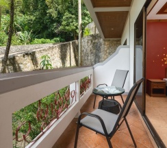 Трёхместный номер Superior в Memory Karon Resort