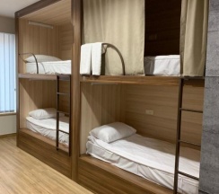 Кровать в общем номере в Loft Host