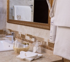 Люкс в Легенда