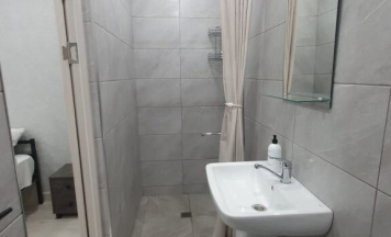 Двухместный полулюкс двуспальная кровать в Art House Hotel
