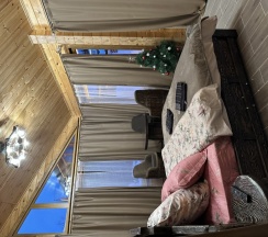 Студия в Grizzly house