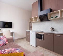 Апартаменты Панорама с кроватью King Size и кухней в Golden Tulip