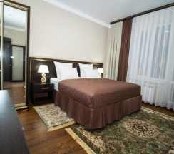 Номер стандарт с 1 двуспальной кроватью с балконом в Таурух