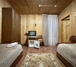 Четырёхместный номер с балконом в Лесная Сказка