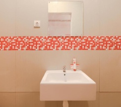 Двухместный номер Deluxe двуспальная кровать в OYO 1489 Simona Hotel