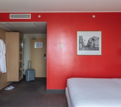 Стандарт с большой кроватью в Cosmos Astrakhan Hotel