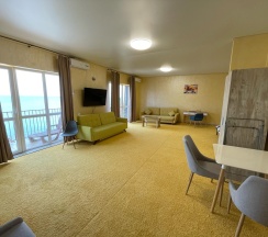 Апартаменты-студия, 75 м², 4 этаж в Русское море
